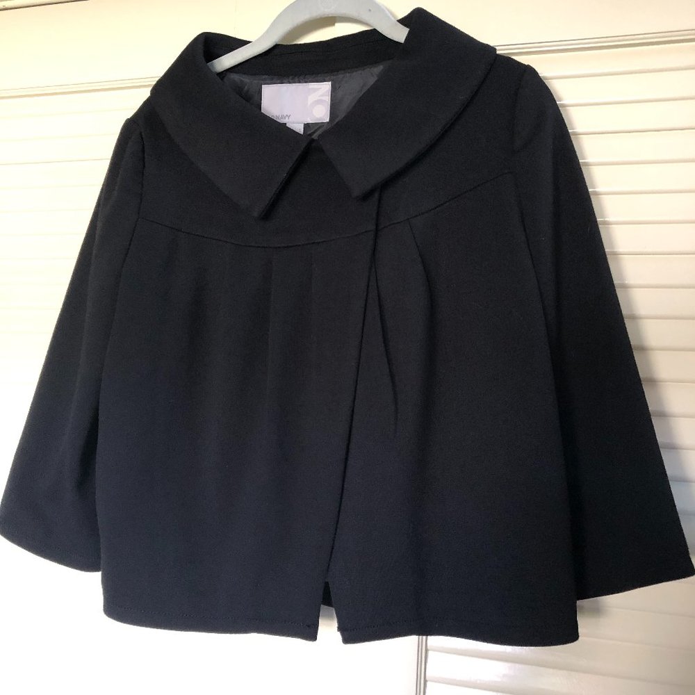 Cropped cape jacket
